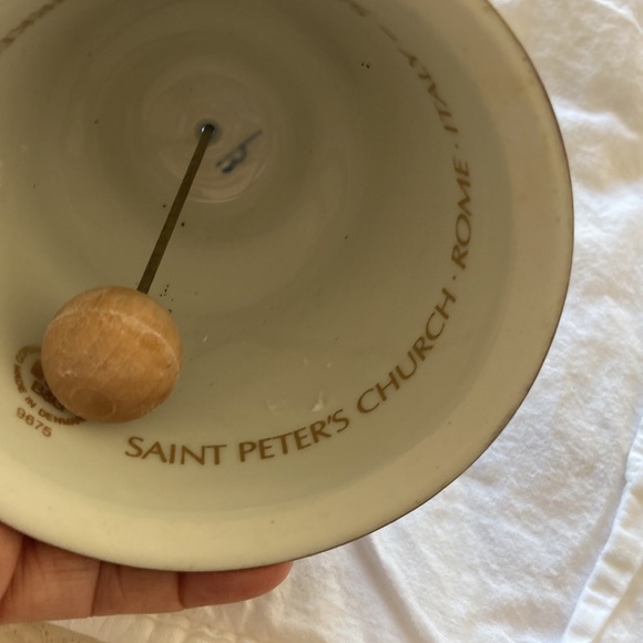Bing & Grondahl 1975 Saint Peter’s church Rome New Years Bell. PERFECT - Picture 8 of 9
